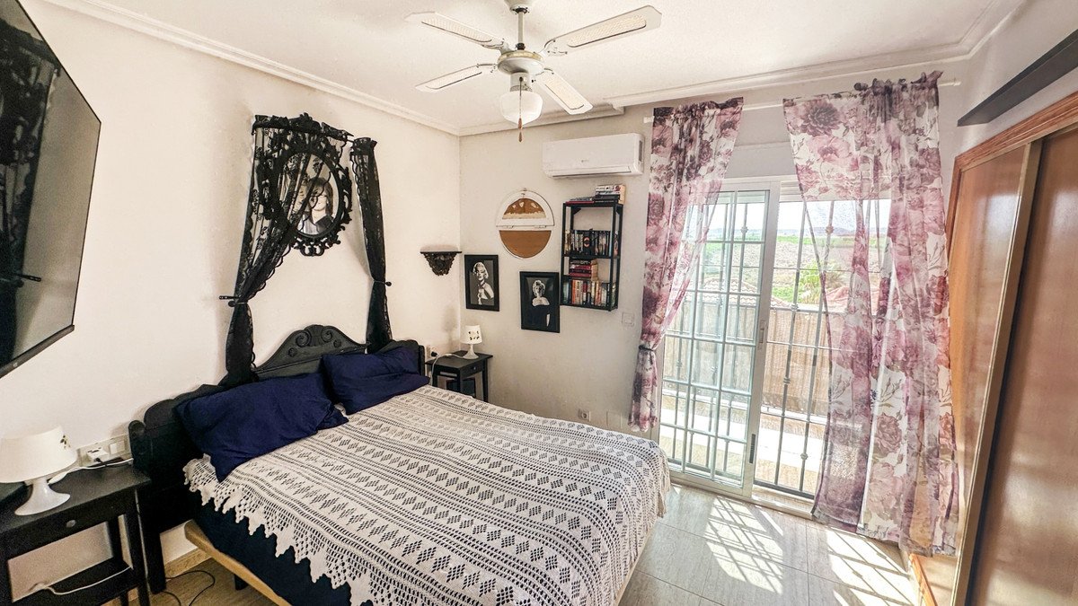 2 Bed Townhouse in Orihuela