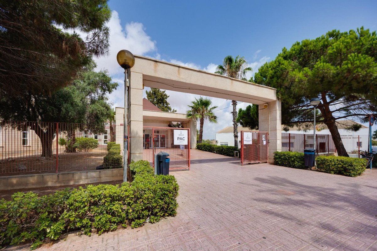 3 Bed Bungalow in Torrevieja