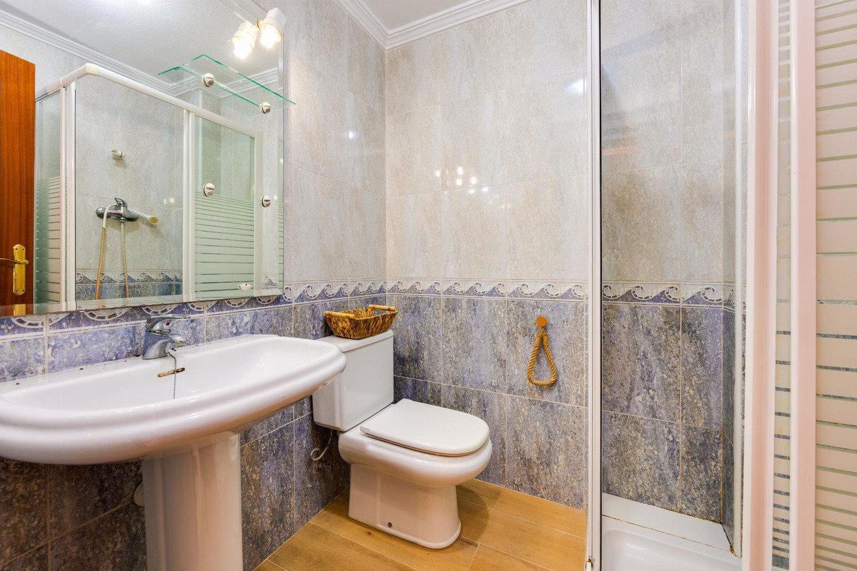 3 Bed Middle Floor Apartment in San Miguel de Salinas