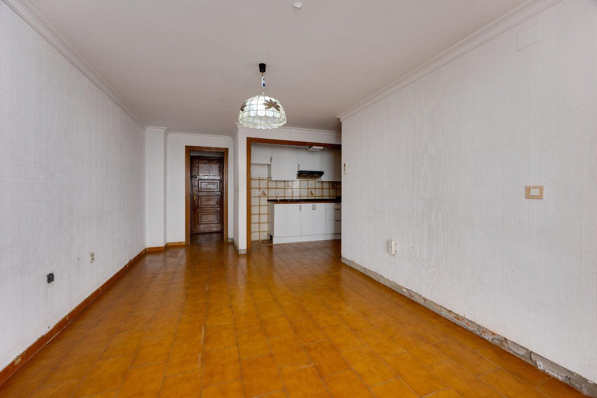 1 Bed Middle Floor Apartment in Torrevieja