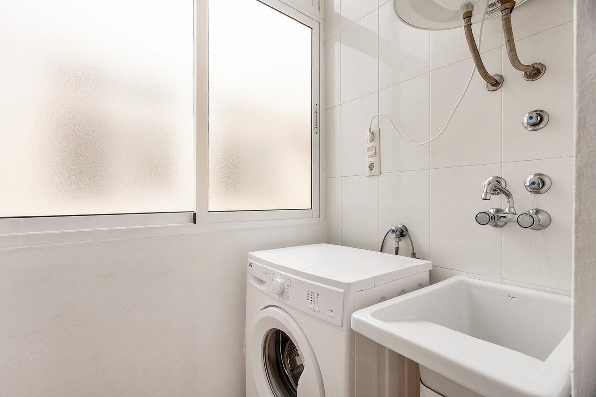 2 Bed Middle Floor Apartment in La Mata