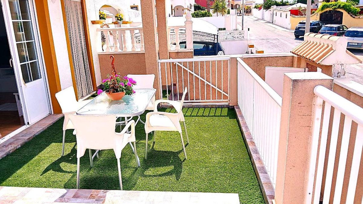 6 Bed Townhouse in Dream Hills