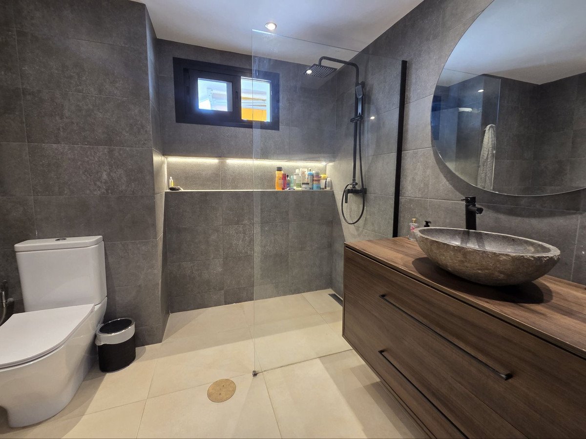 1 Bed Middle Floor Apartment in Atalaya