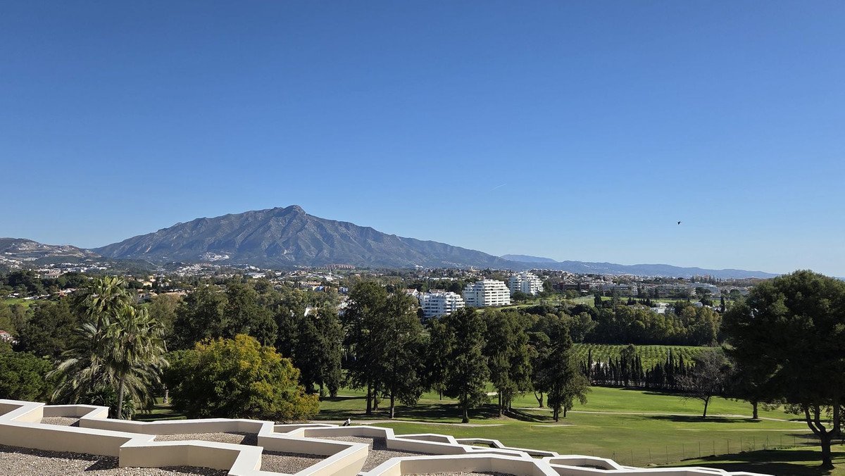 1 Bed Middle Floor Apartment in Atalaya