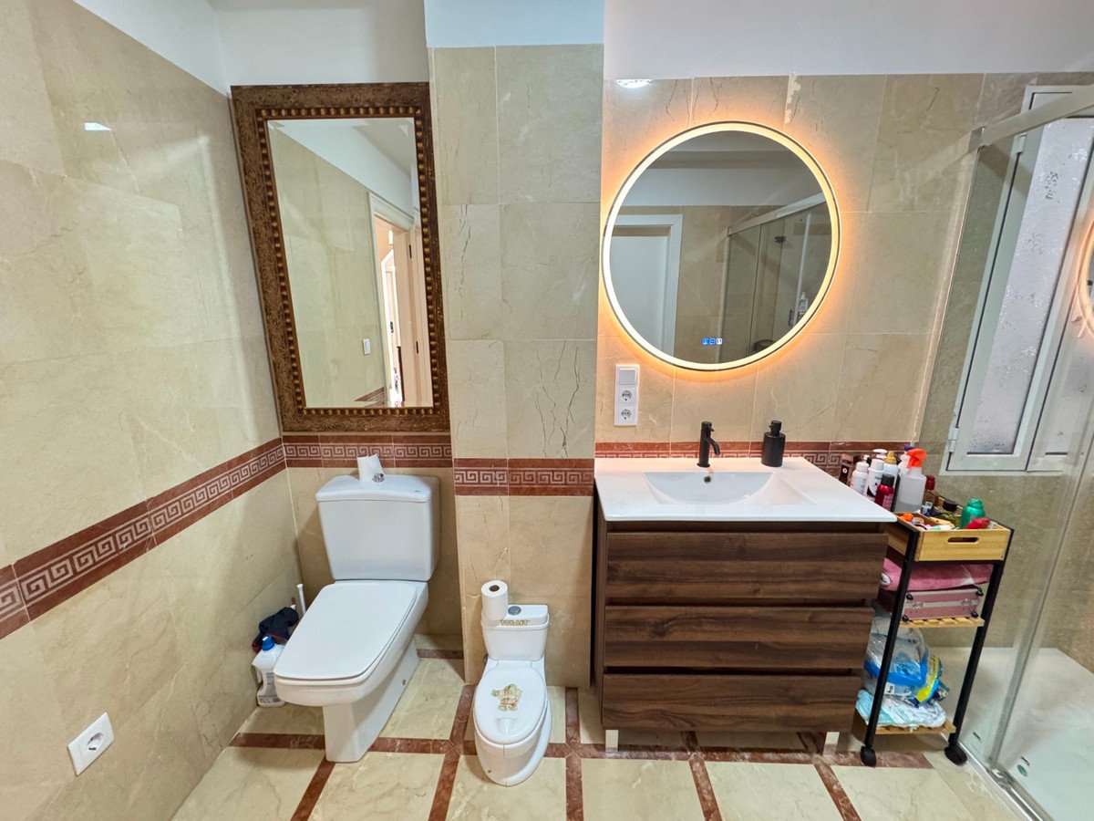 5 Bed Ground Floor Apartment in Guardamar del Segura