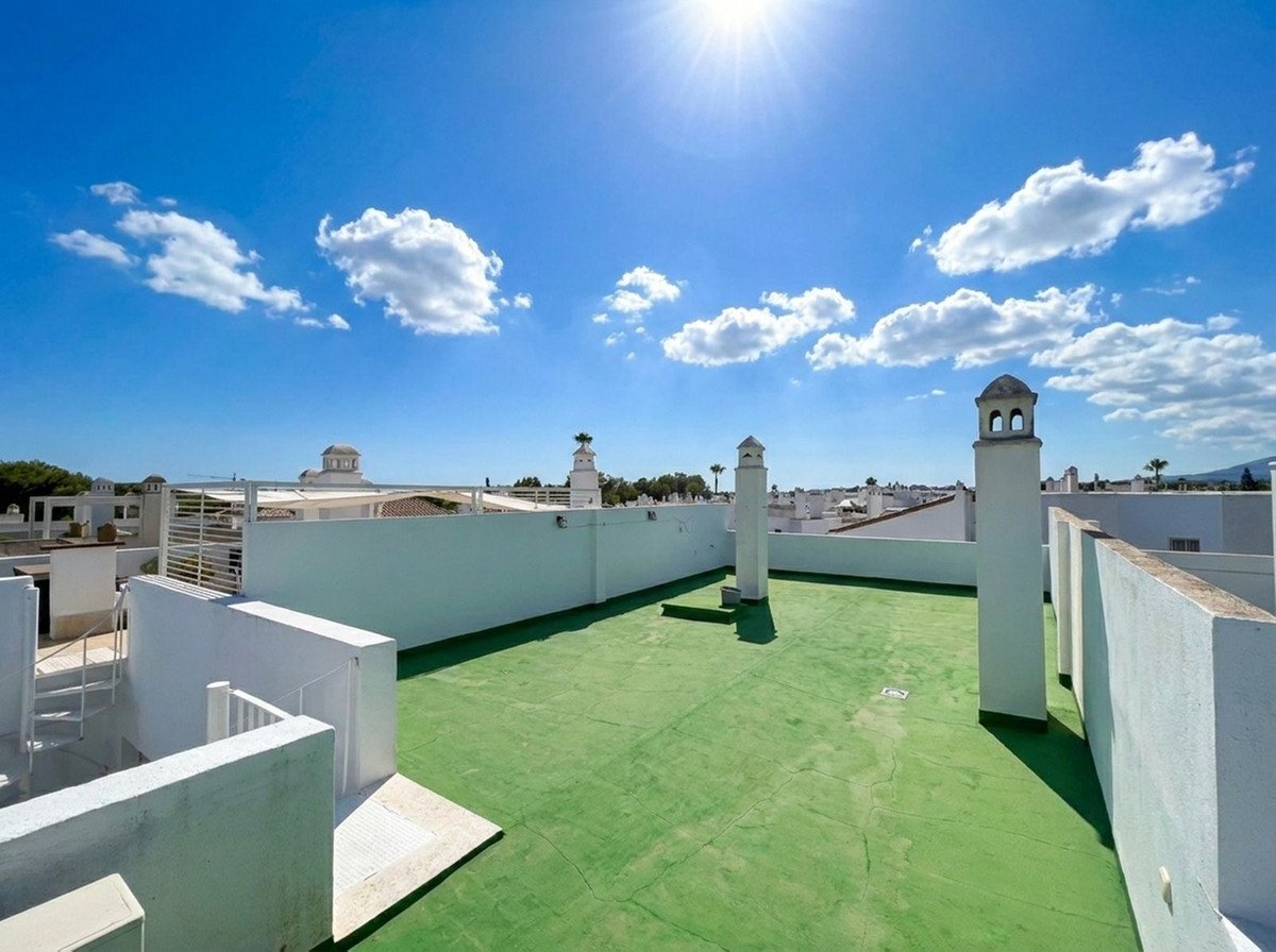 2 Bed Penthouse Duplex in El Paraiso