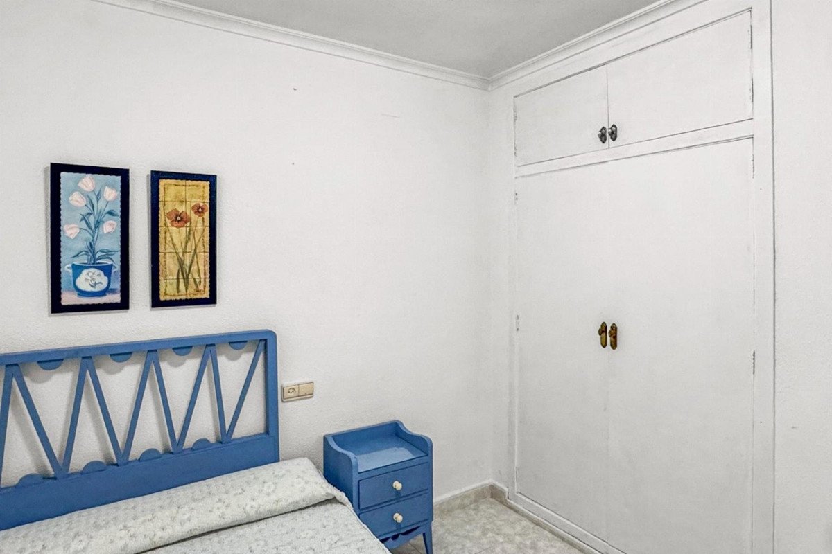 3 Bed Middle Floor Apartment in Playa de los Locos