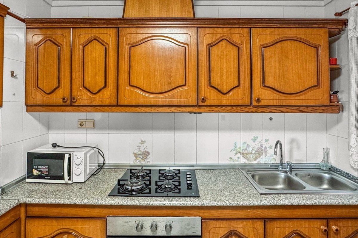 3 Bed Middle Floor Apartment in Playa de los Locos