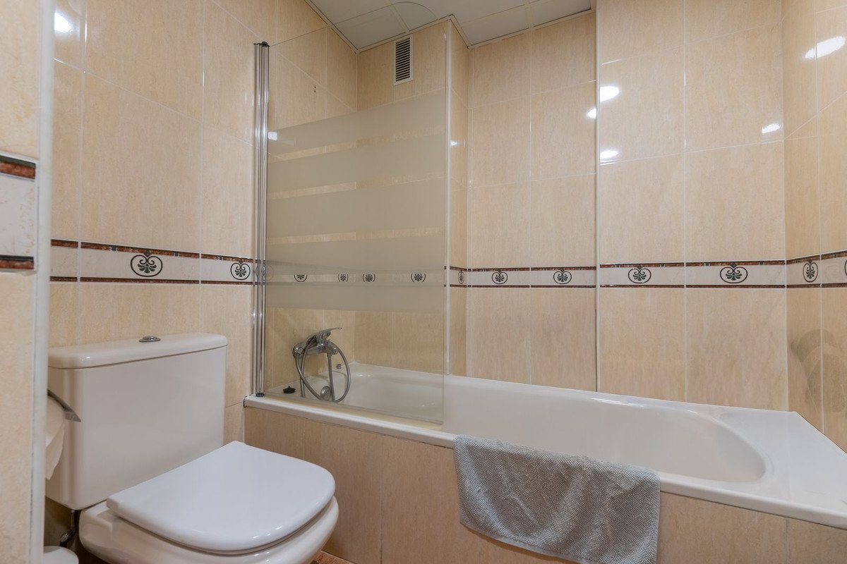 1 Bed Middle Floor Apartment in Torremolinos