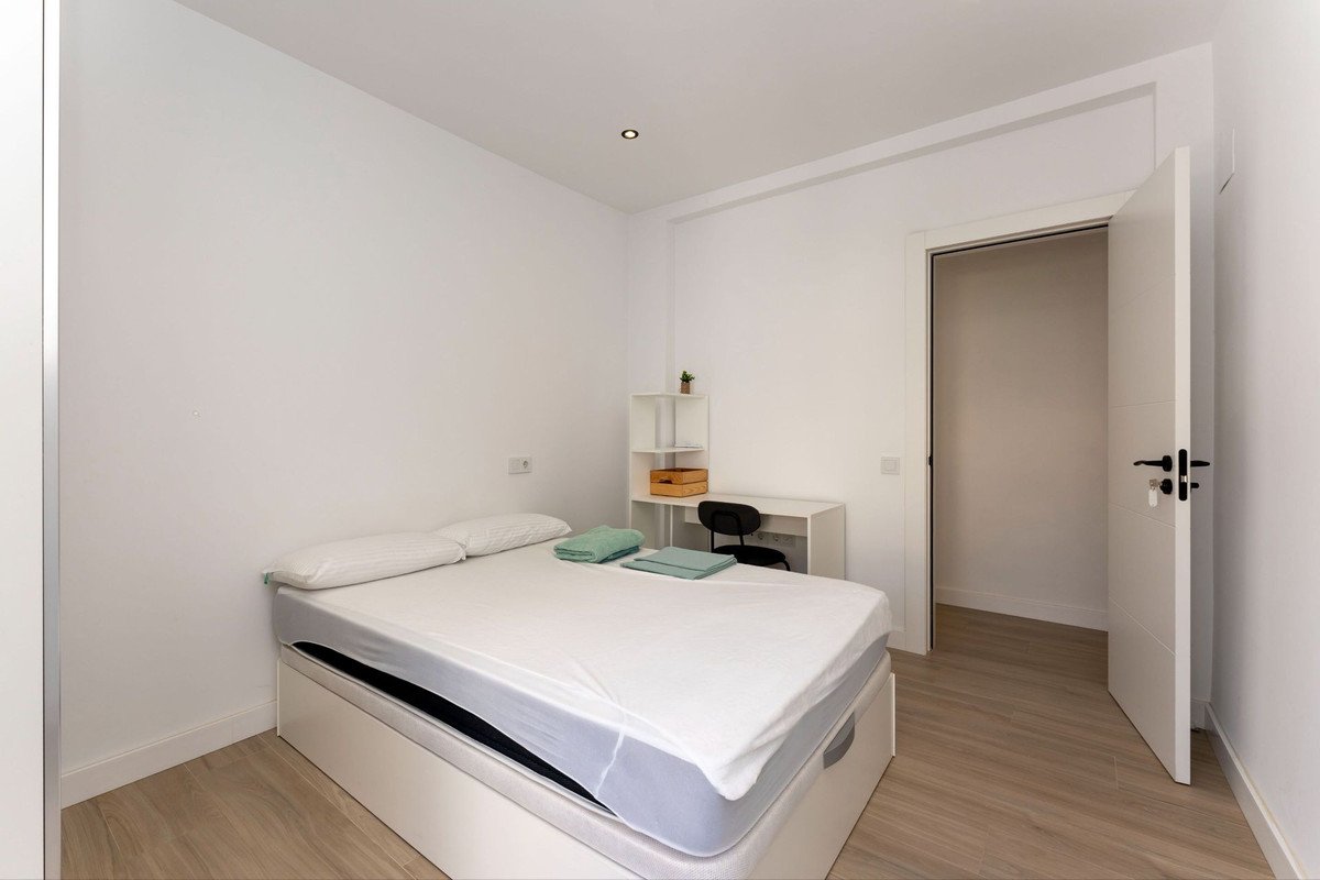 6 Bed Townhouse in Monda