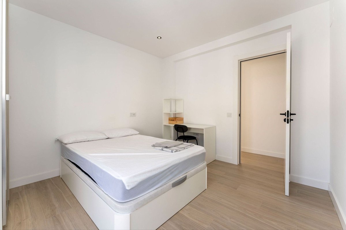 6 Bed Townhouse in Monda