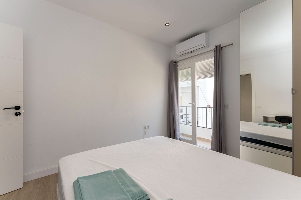 6 Bed Townhouse in Monda