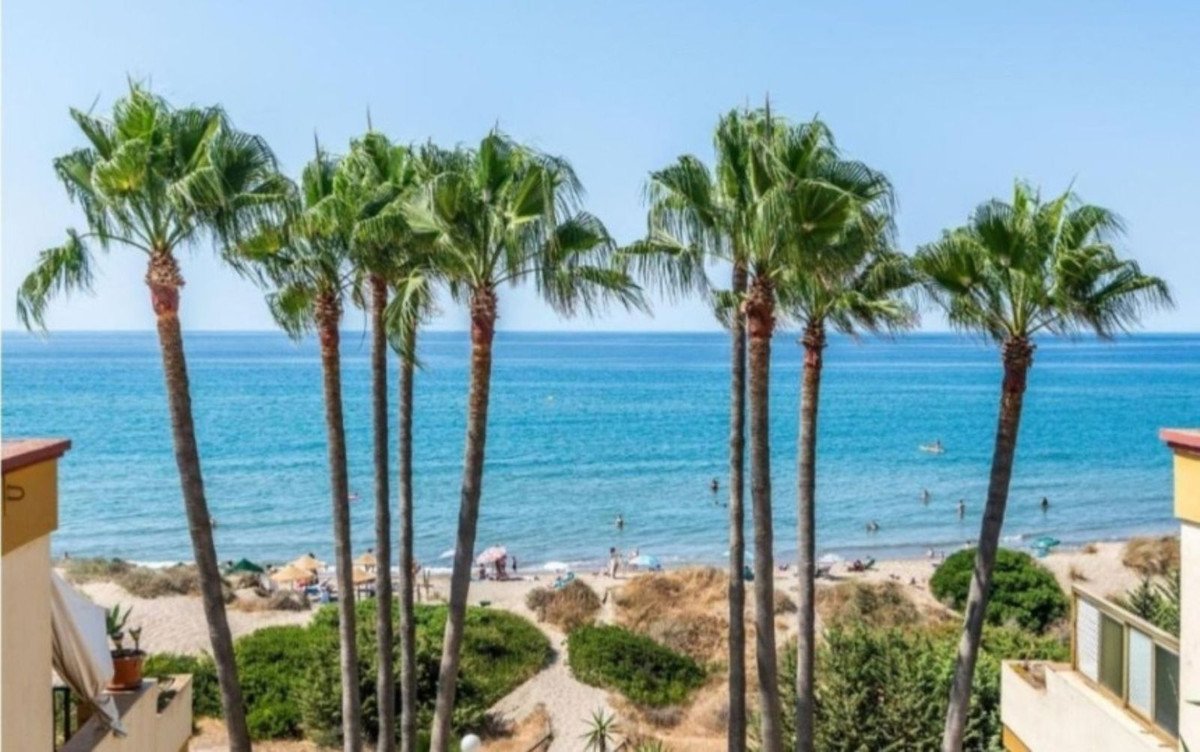 1 Bed Ground Floor Apartment in Elviria