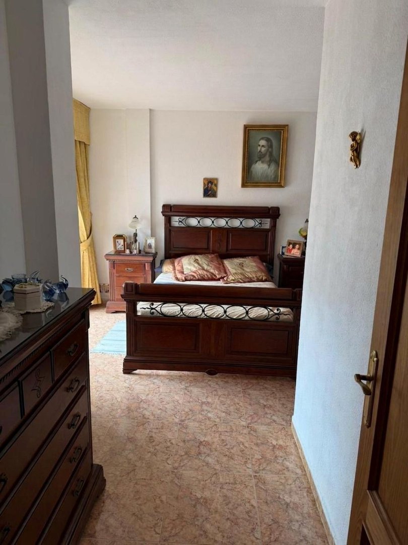 5 Bed Townhouse in Churriana