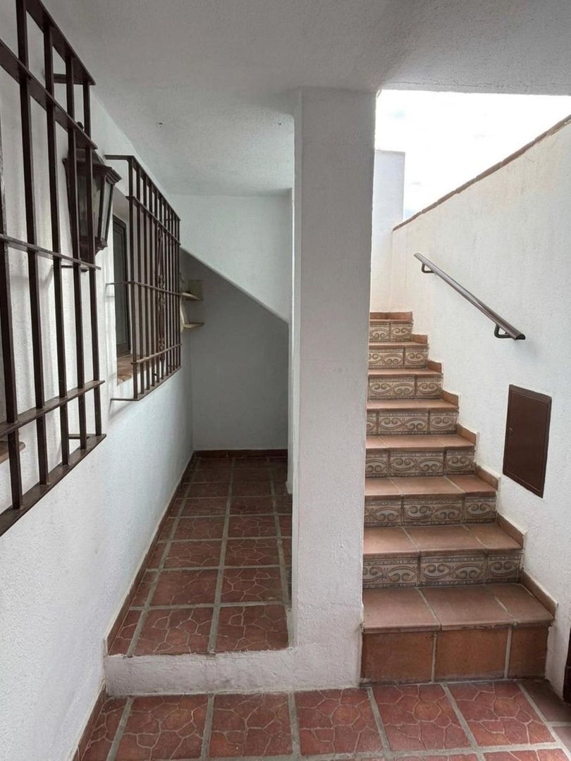 5 Bed Townhouse in Churriana
