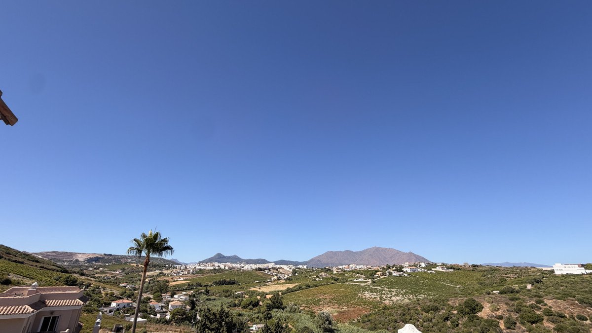 3 Bed Townhouse in La Duquesa