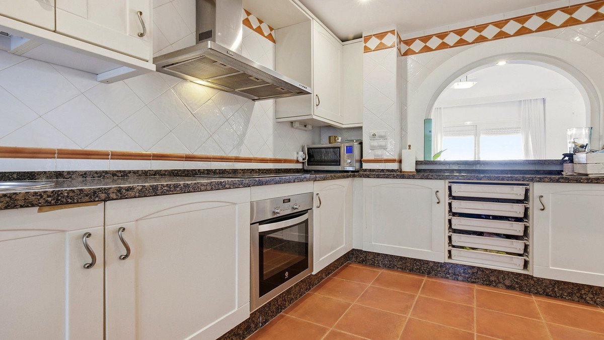 3 Bed Townhouse in La Duquesa