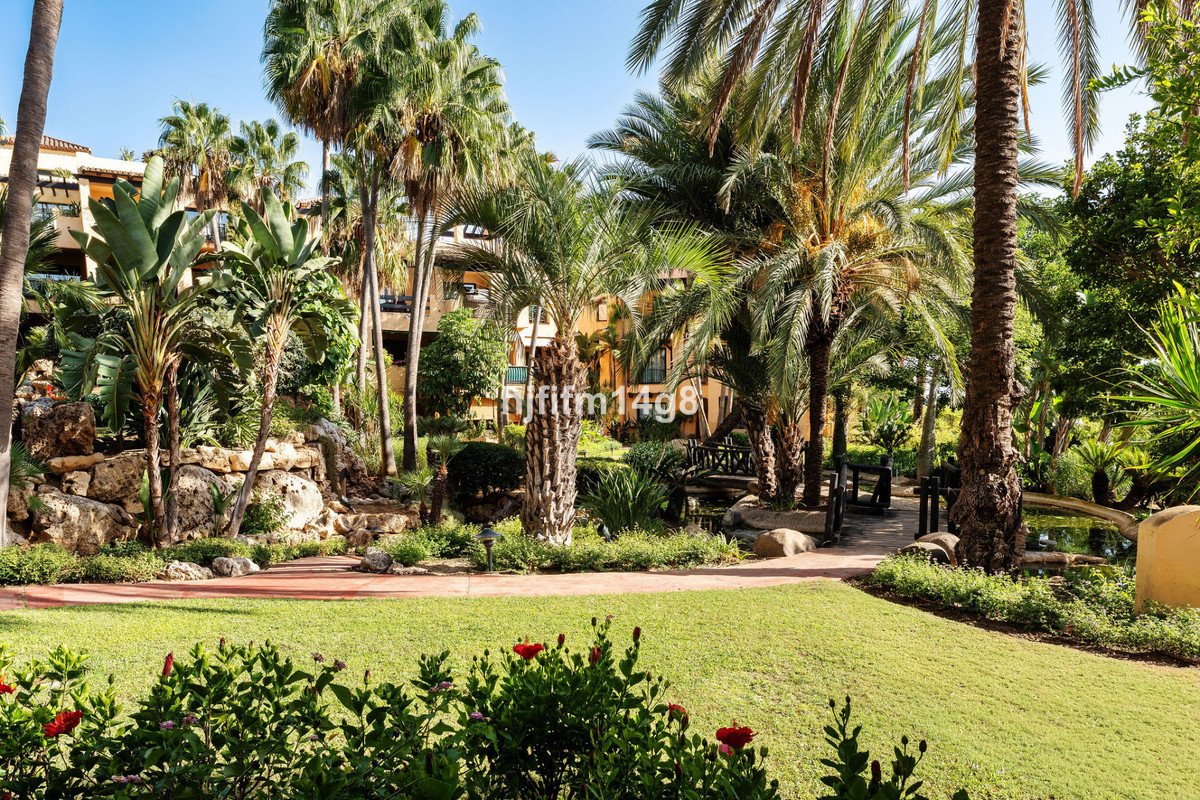 3 Bed Ground Floor Apartment in Estepona