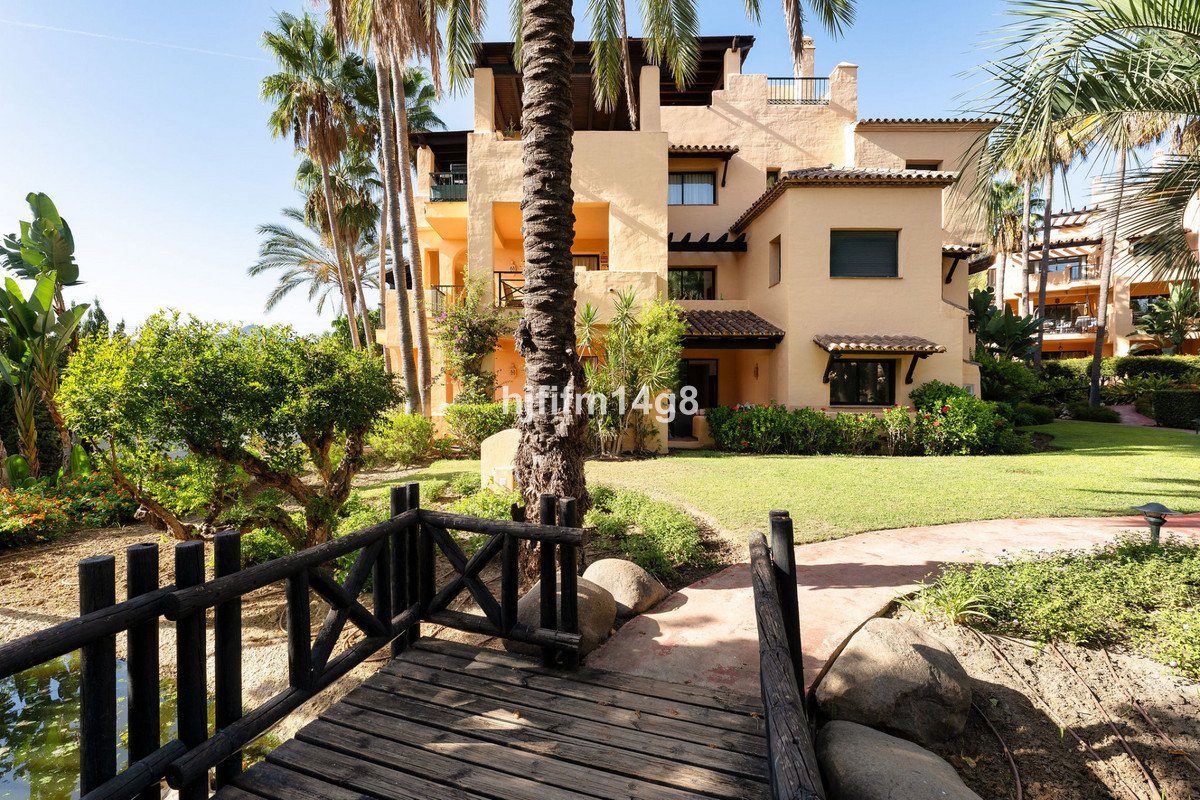 3 Bed Ground Floor Apartment in Estepona