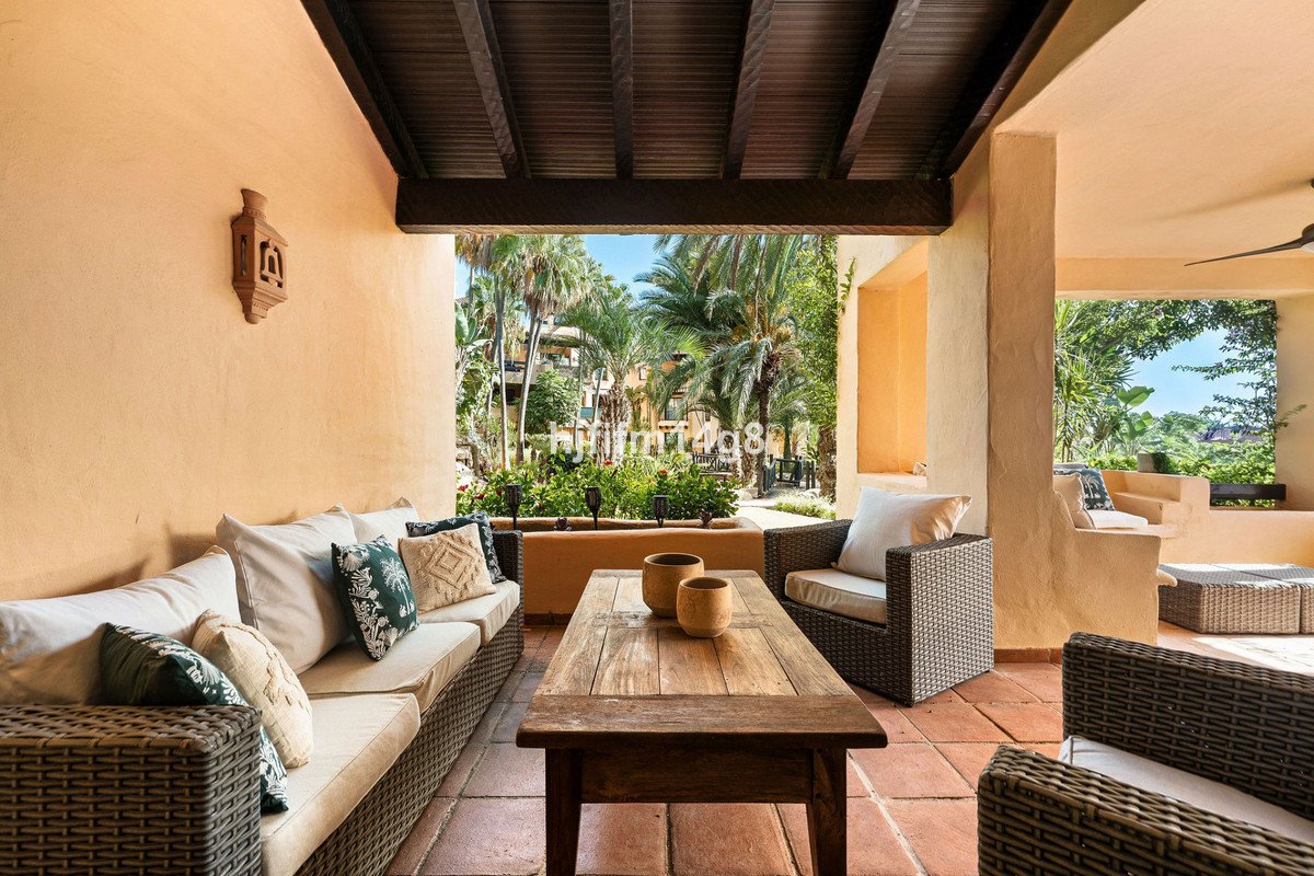 3 Bed Ground Floor Apartment in Estepona