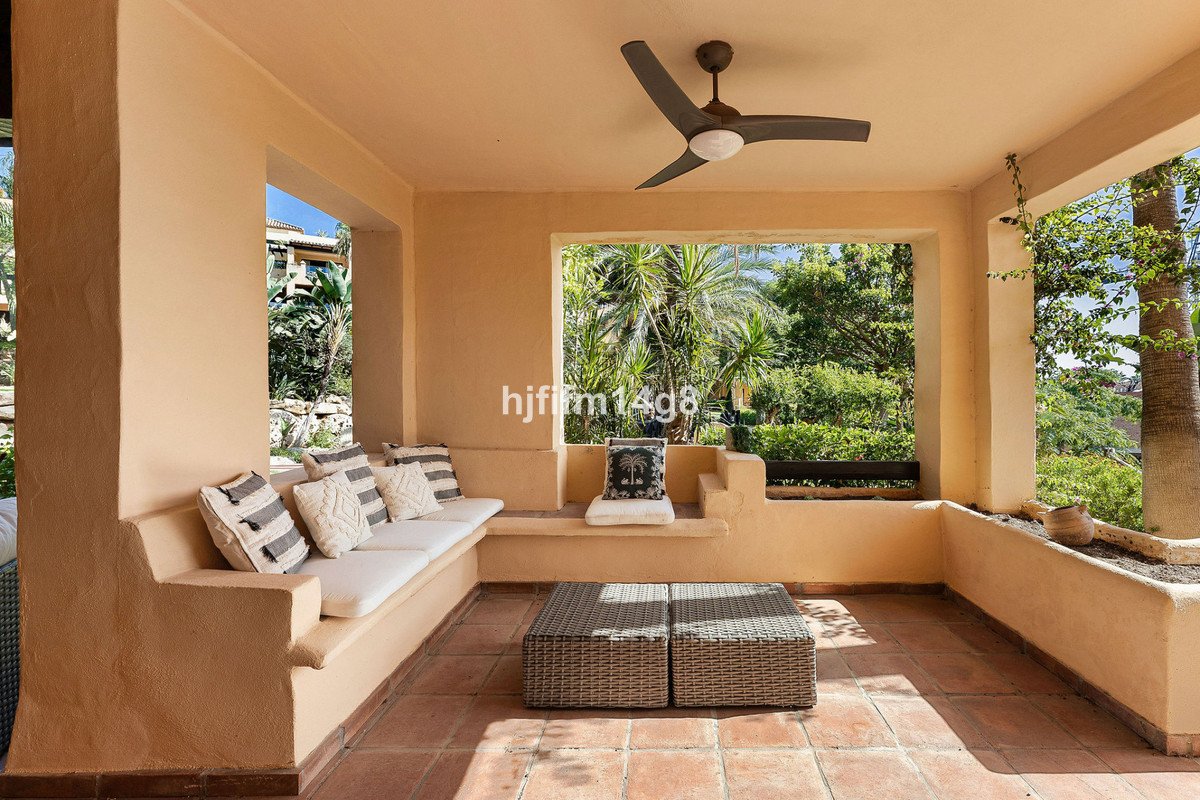 3 Bed Ground Floor Apartment in Estepona