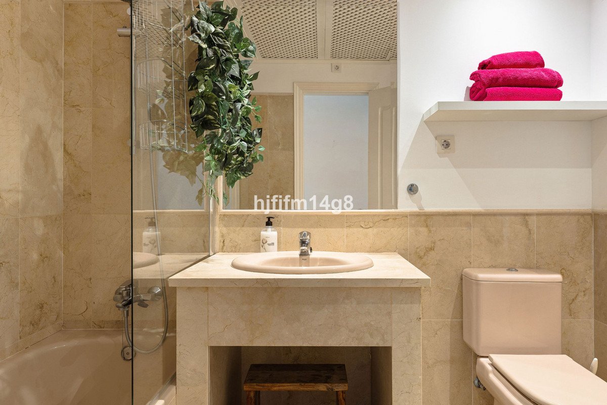 3 Bed Ground Floor Apartment in Estepona