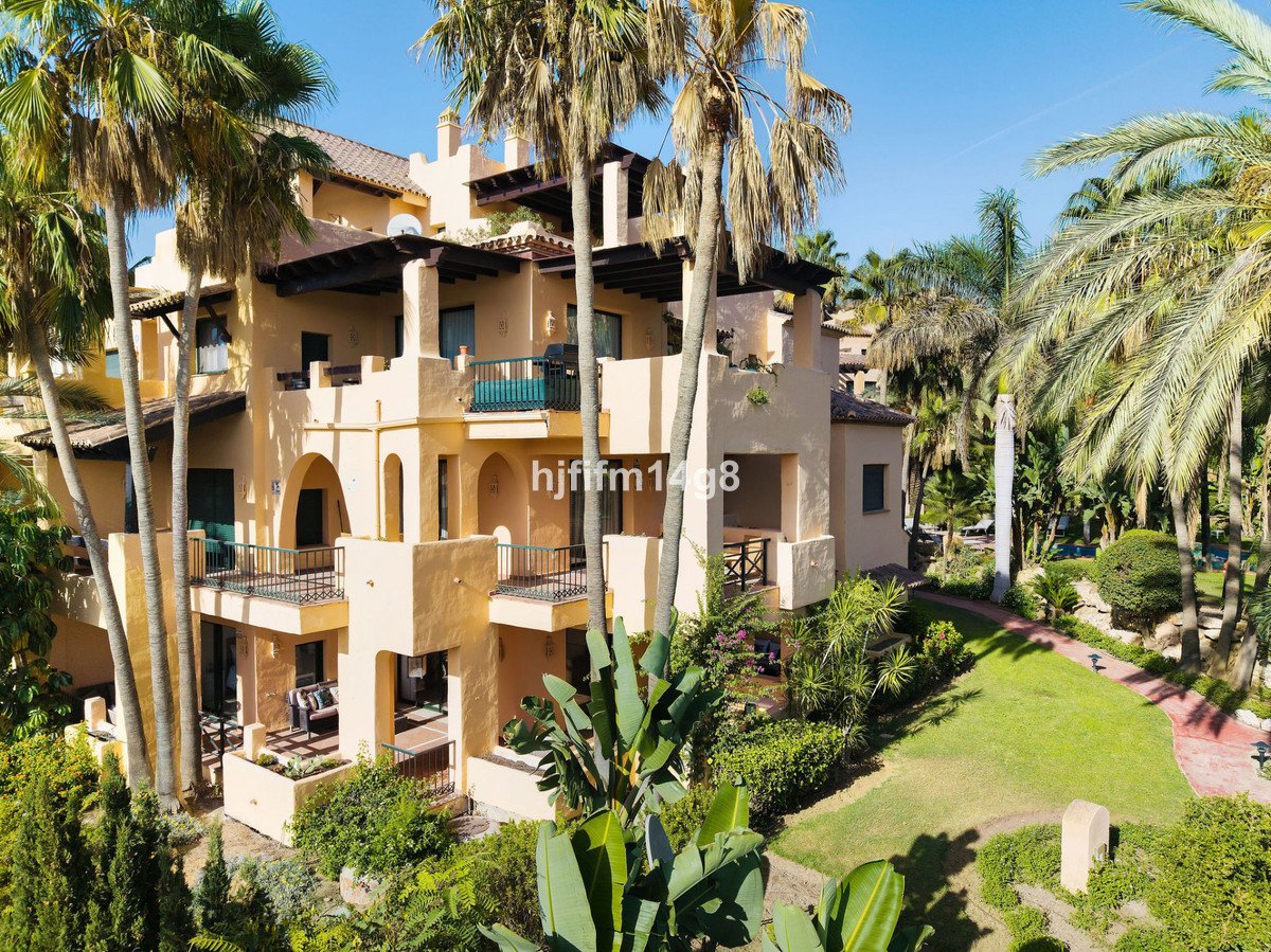 3 Bed Ground Floor Apartment in Estepona