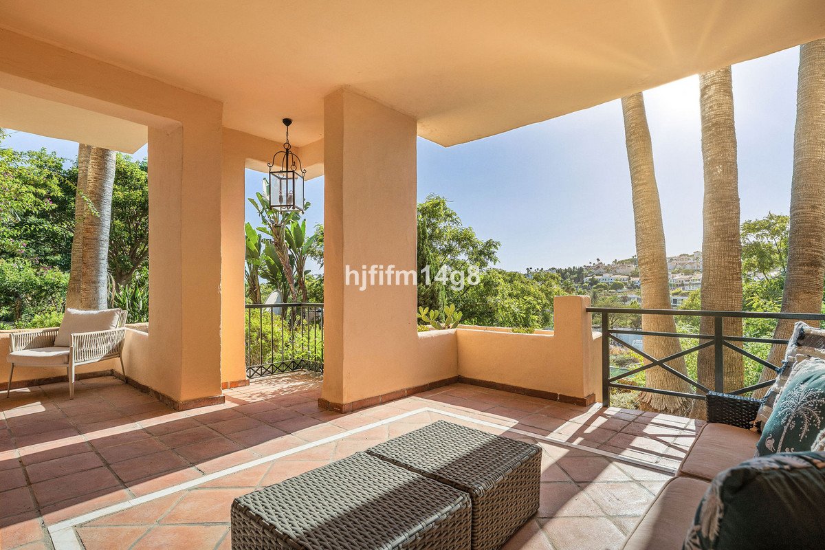 3 Bed Ground Floor Apartment in Estepona
