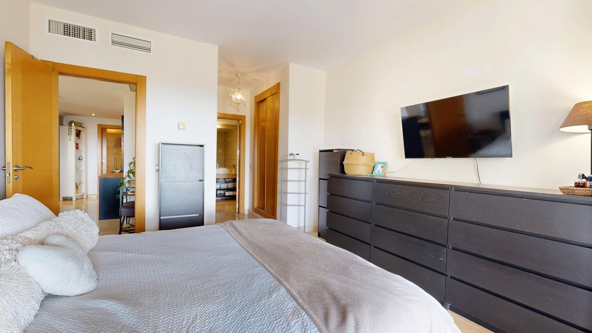 3 Bed Ground Floor Apartment in El Paraiso