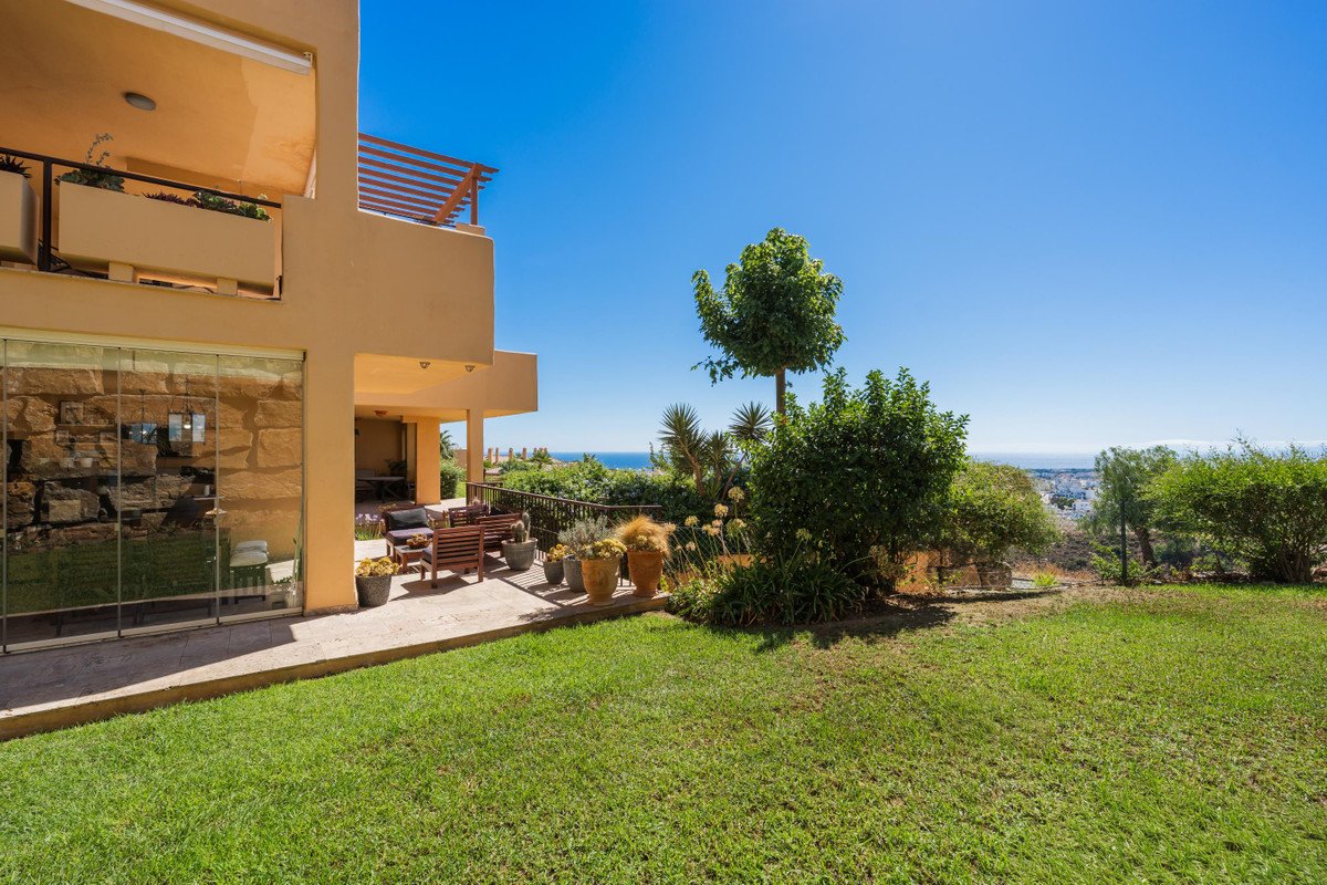 3 Bed Ground Floor Apartment in El Paraiso
