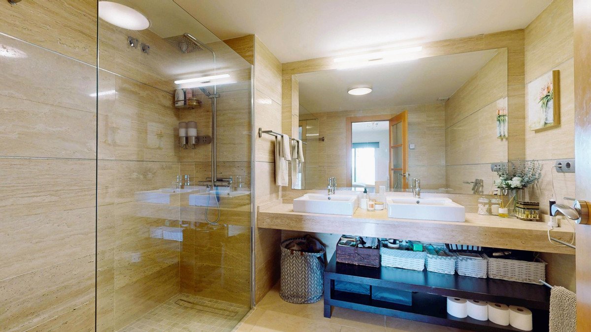 3 Bed Ground Floor Apartment in El Paraiso