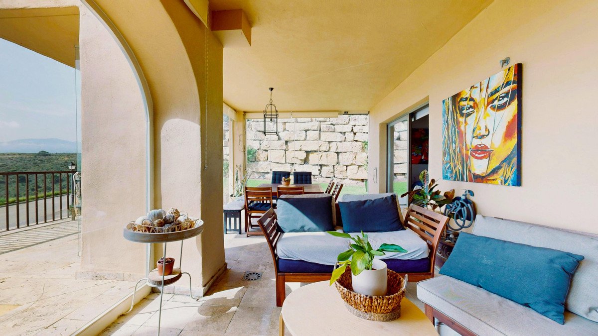 3 Bed Ground Floor Apartment in El Paraiso