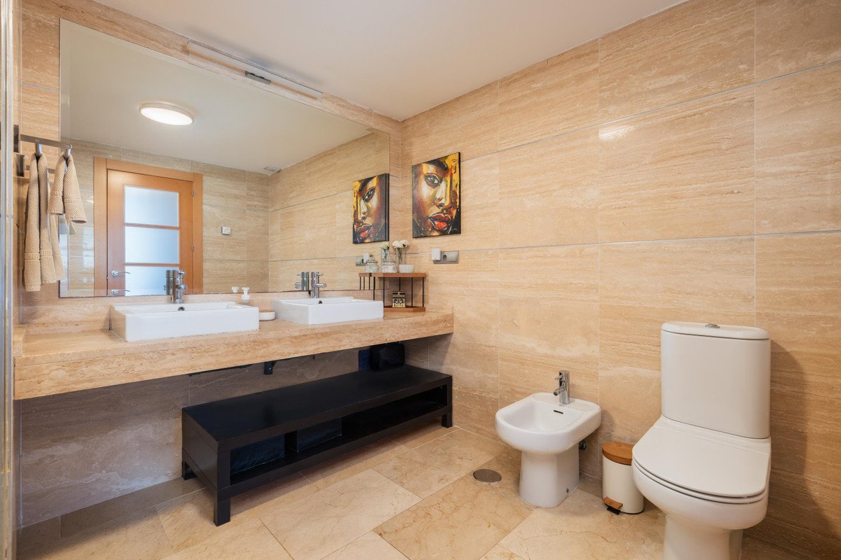 3 Bed Ground Floor Apartment in El Paraiso