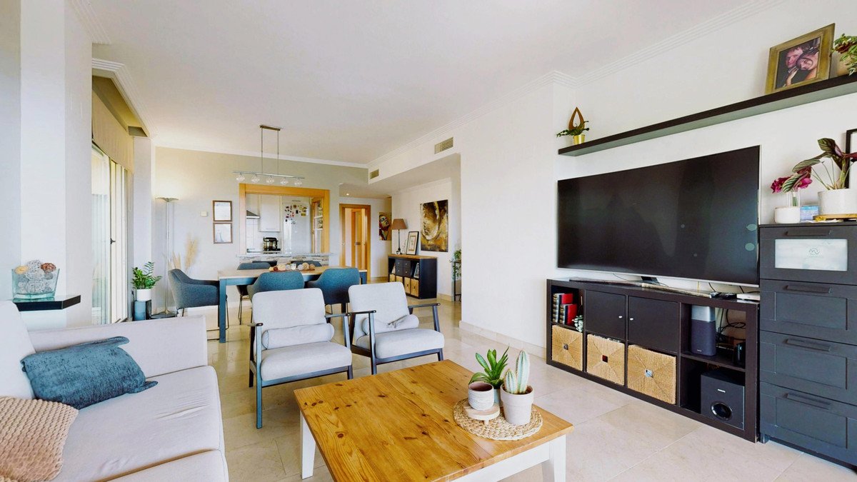 3 Bed Ground Floor Apartment in El Paraiso