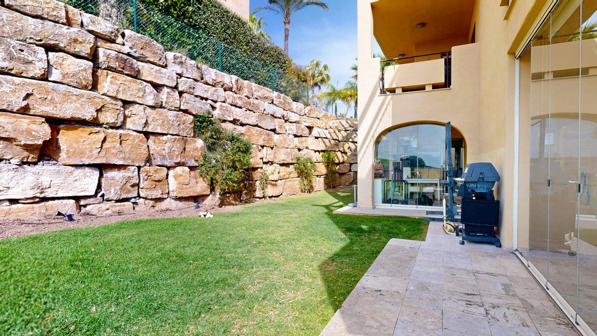 3 Bed Ground Floor Apartment in El Paraiso