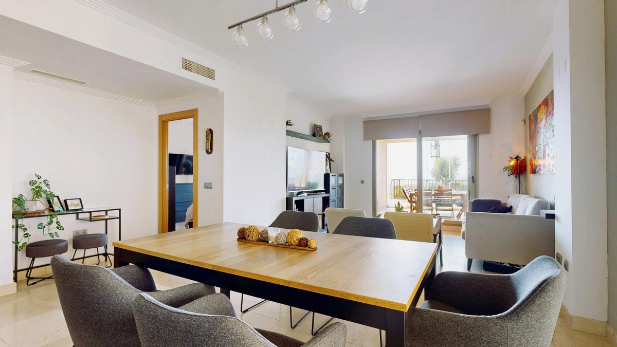 3 Bed Ground Floor Apartment in El Paraiso