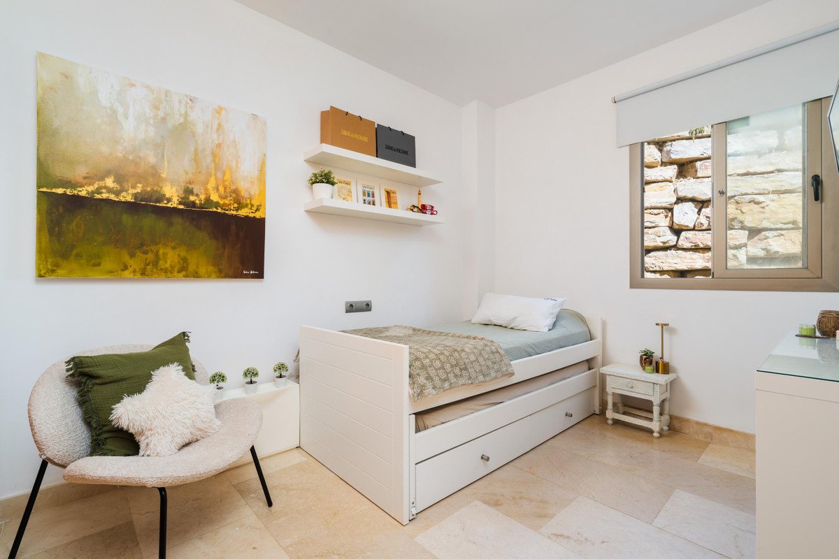 3 Bed Ground Floor Apartment in El Paraiso