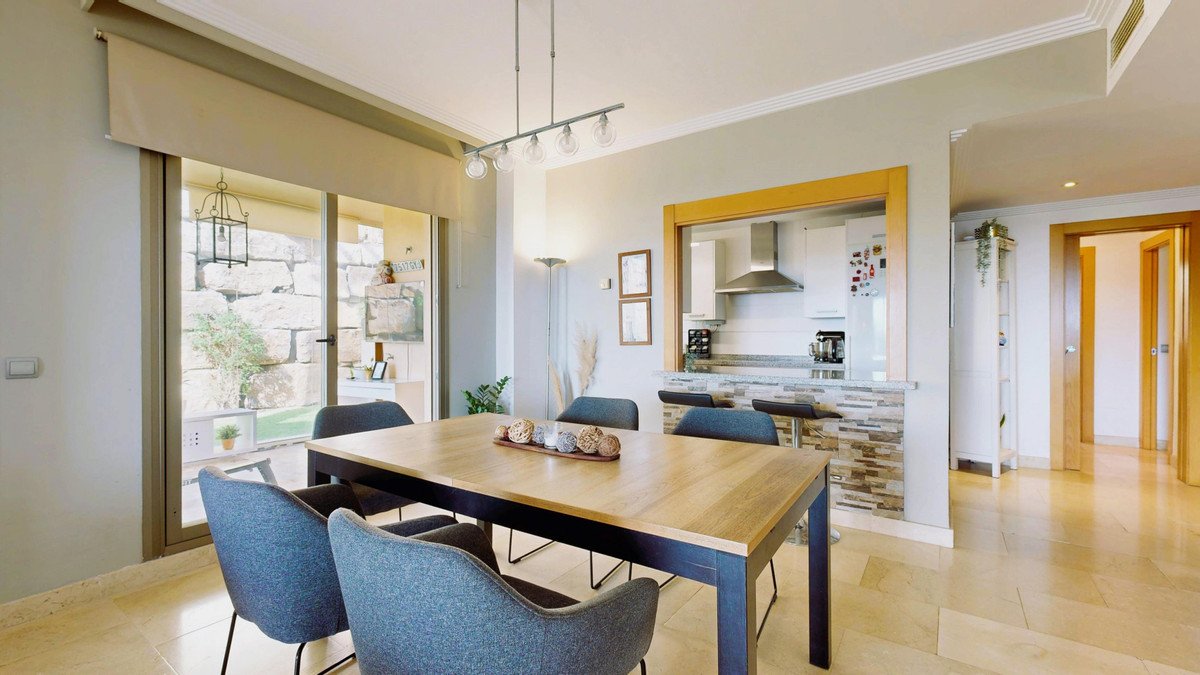 3 Bed Ground Floor Apartment in El Paraiso