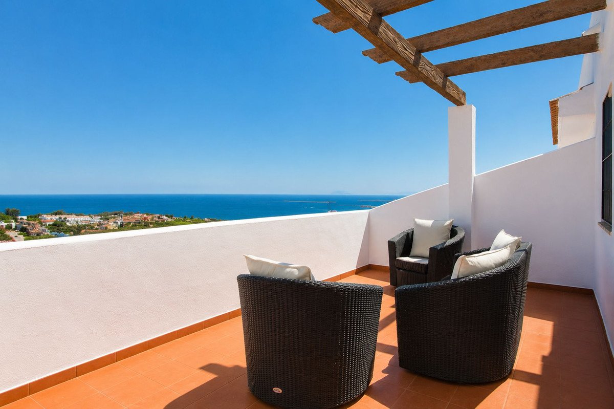 4 Bed Townhouse in Manilva
