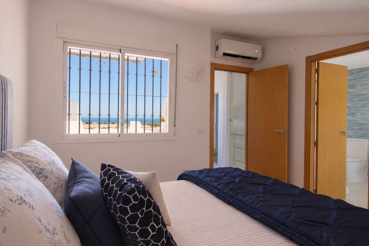 4 Bed Townhouse in Manilva