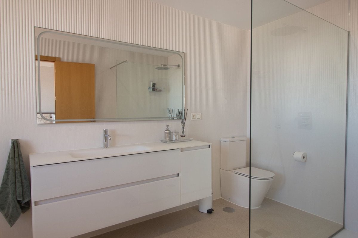4 Bed Townhouse in Manilva