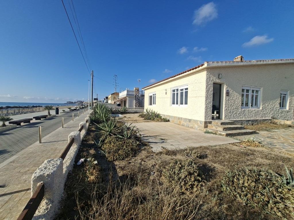 3 Bed Townhouse in Torrevieja