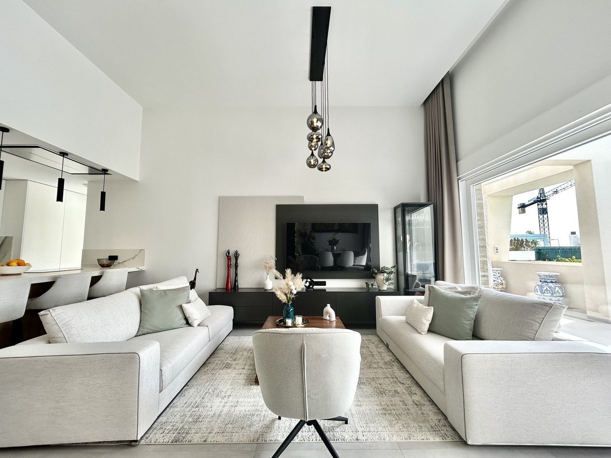 4 Bed Detached Villa in La Finca Golf