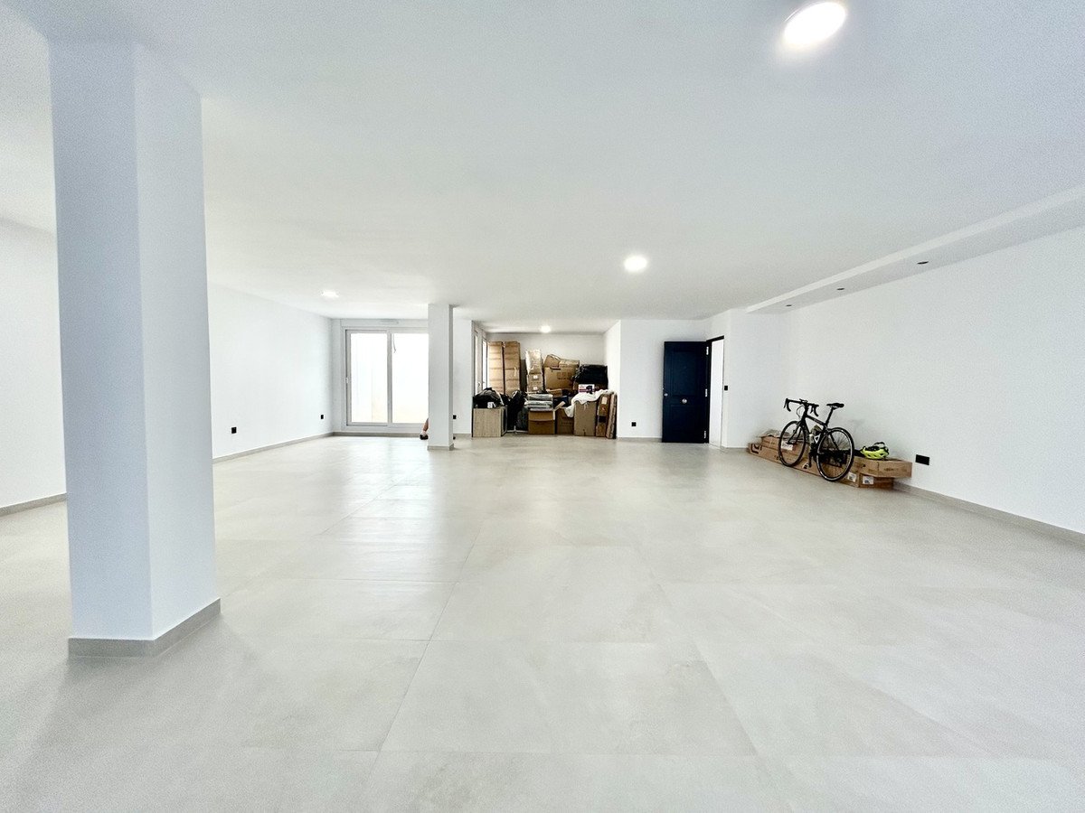 4 Bed Detached Villa in La Finca Golf