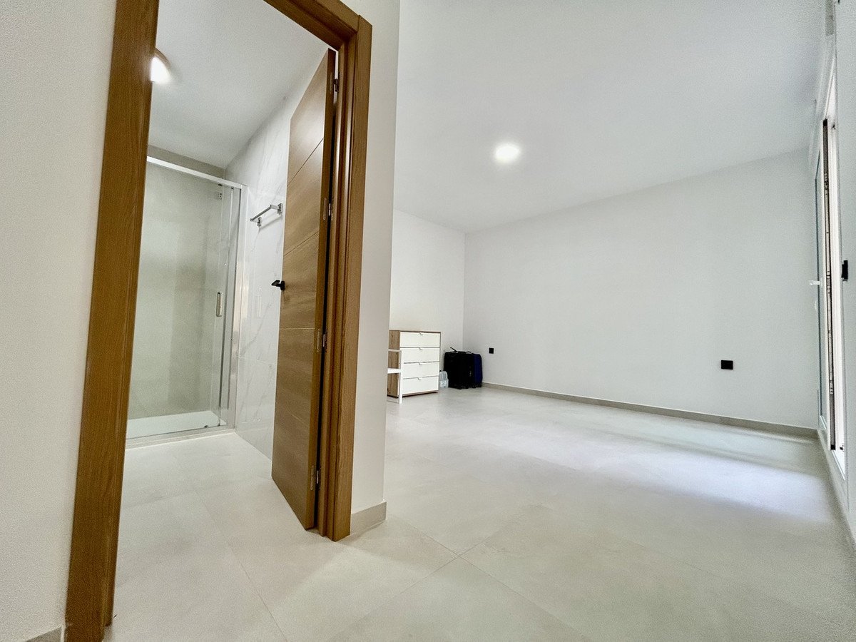 4 Bed Detached Villa in La Finca Golf