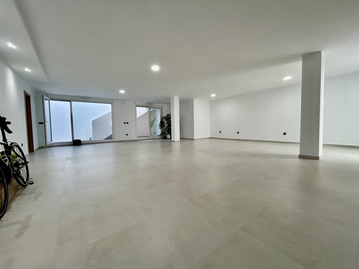 4 Bed Detached Villa in La Finca Golf