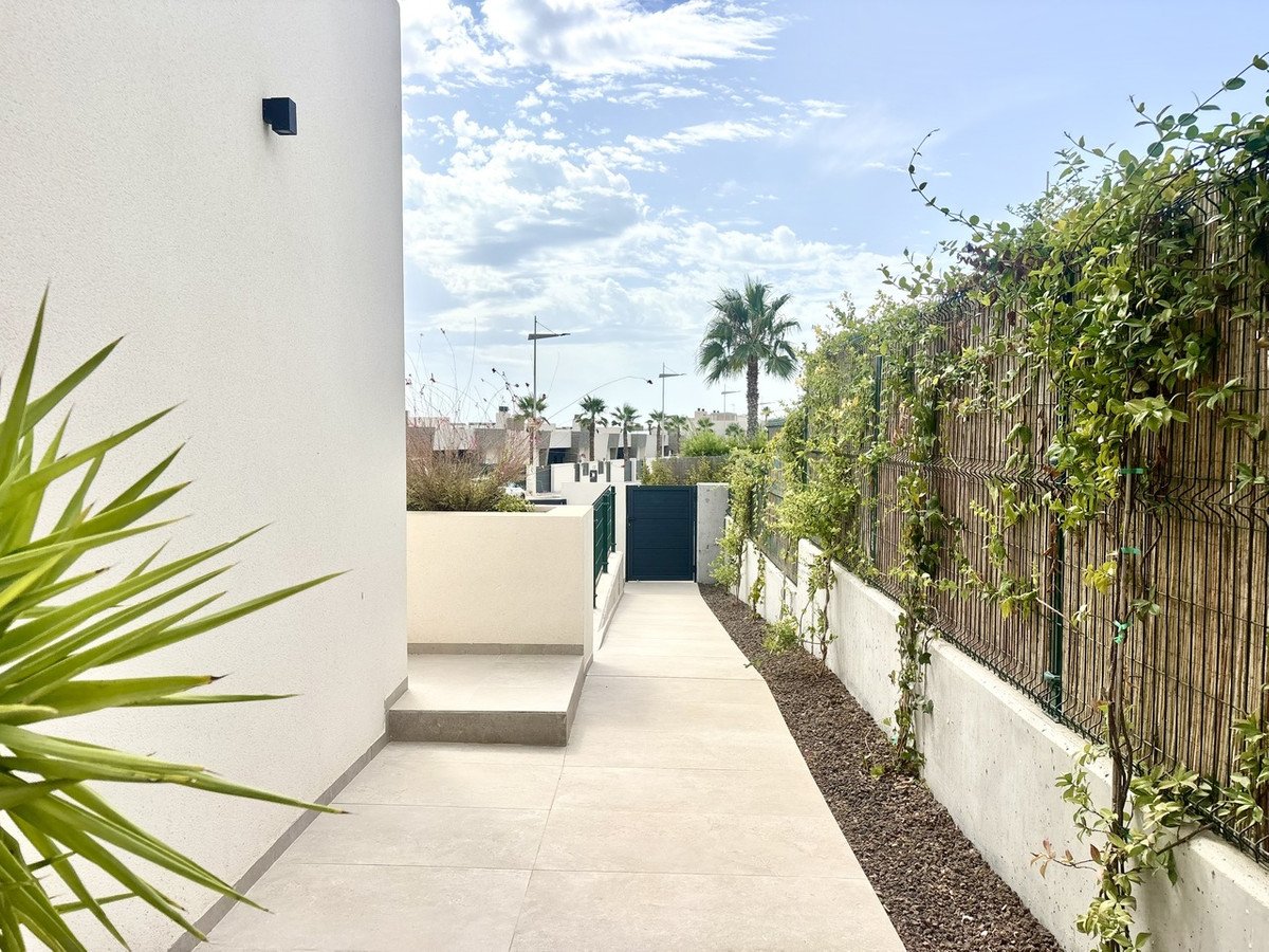 4 Bed Detached Villa in La Finca Golf