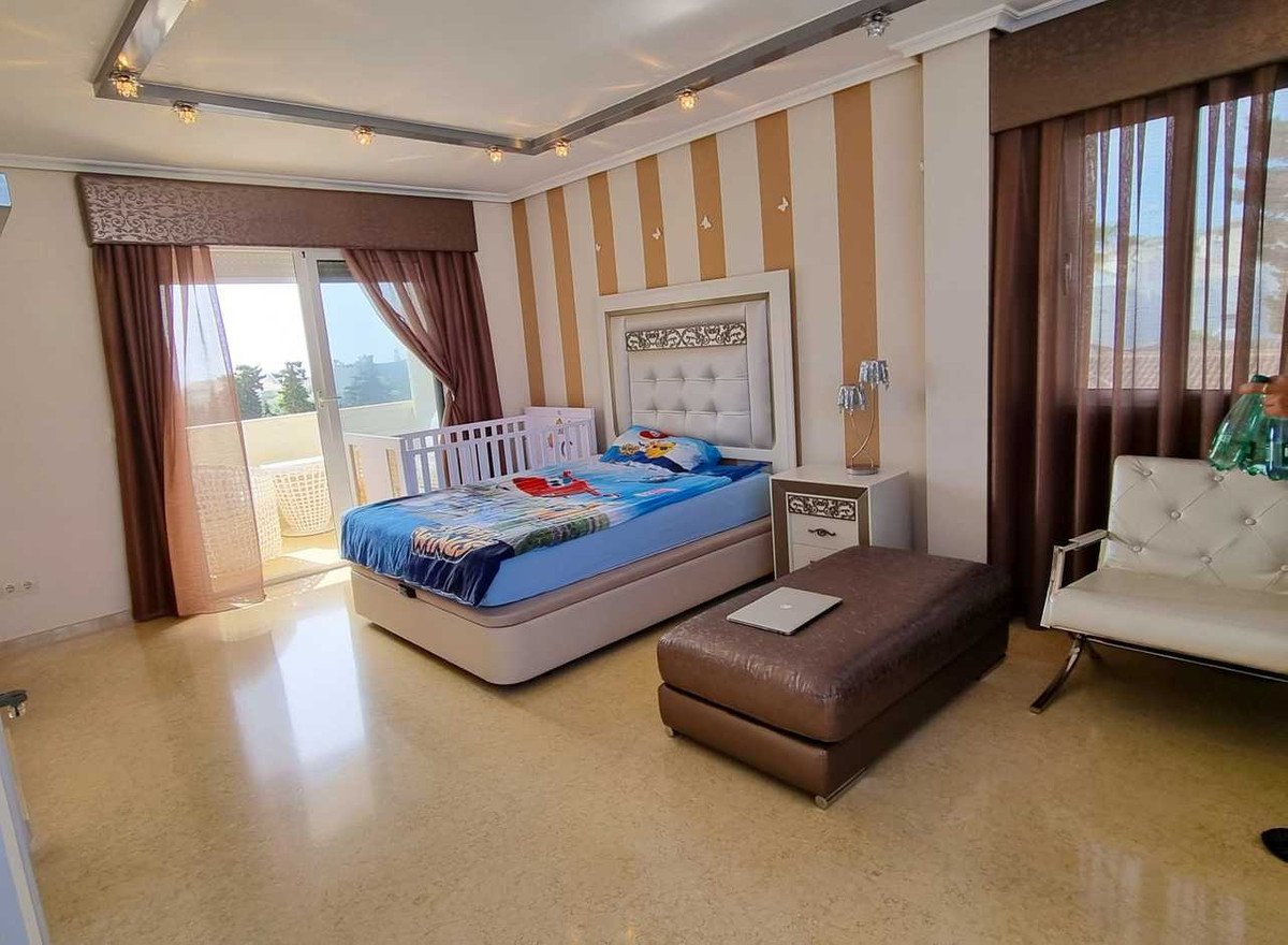 5 Bed Detached Villa in La Mata