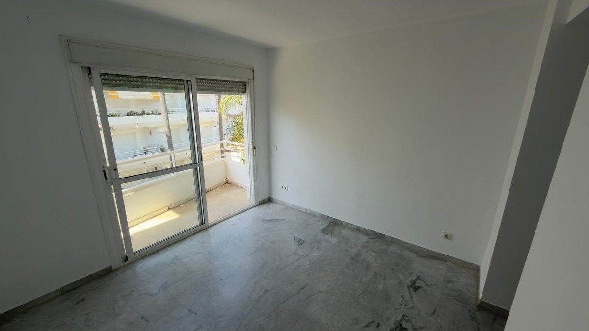 5 Bed Penthouse Duplex in Guadalmina Baja