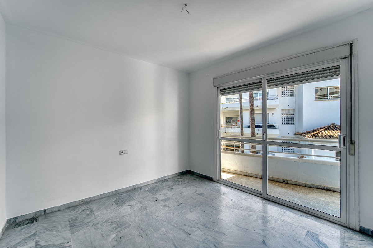 5 Bed Penthouse Duplex in Guadalmina Baja
